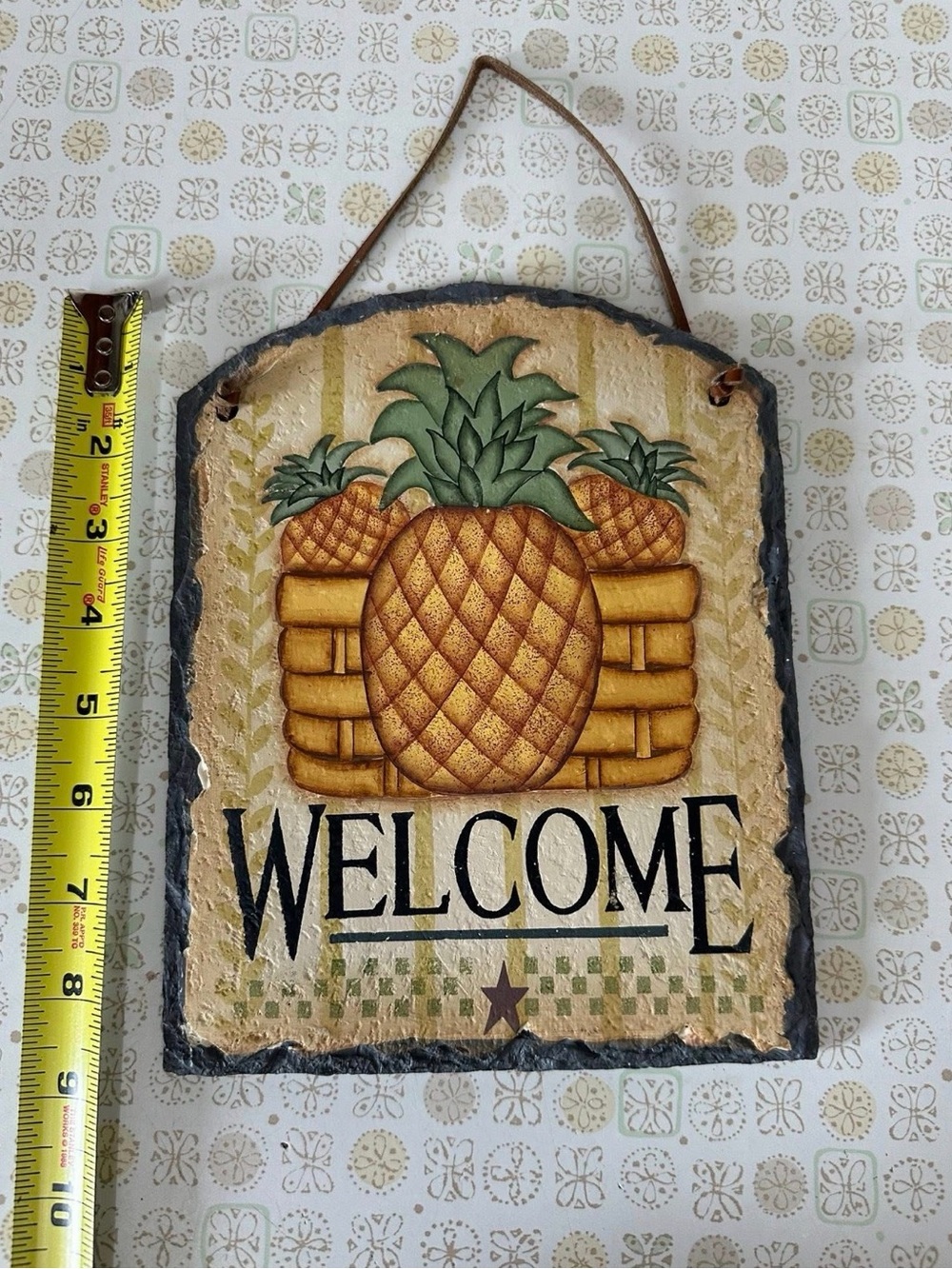 Pineapple Slate Welcome Sign